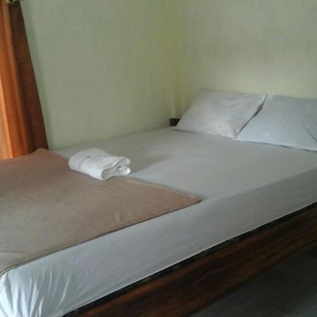 Pedek Homestay プラヤ エクステリア 写真
